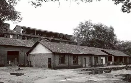 1999